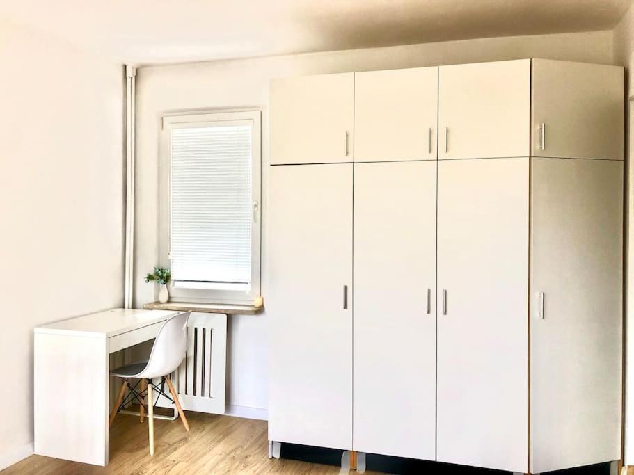 Miejskie Mieszkanie Lägenhet Warszawa Exteriör bild